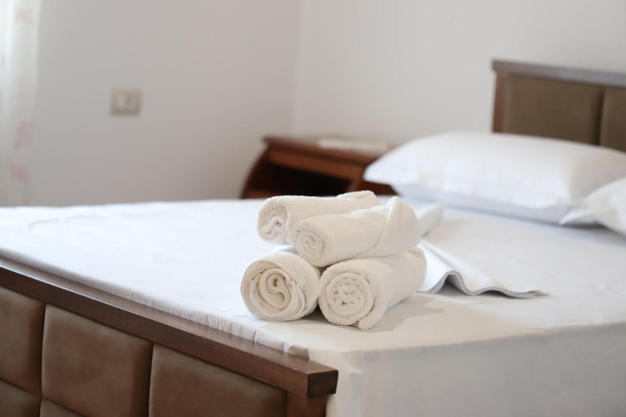 Georgemishel Guest House ベラト エクステリア 写真