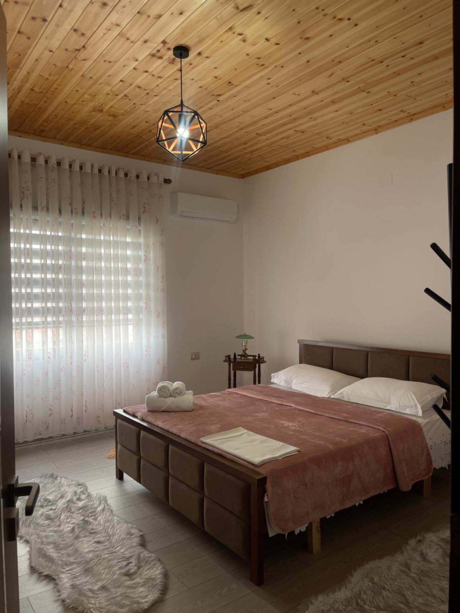 Georgemishel Guest House ベラト エクステリア 写真